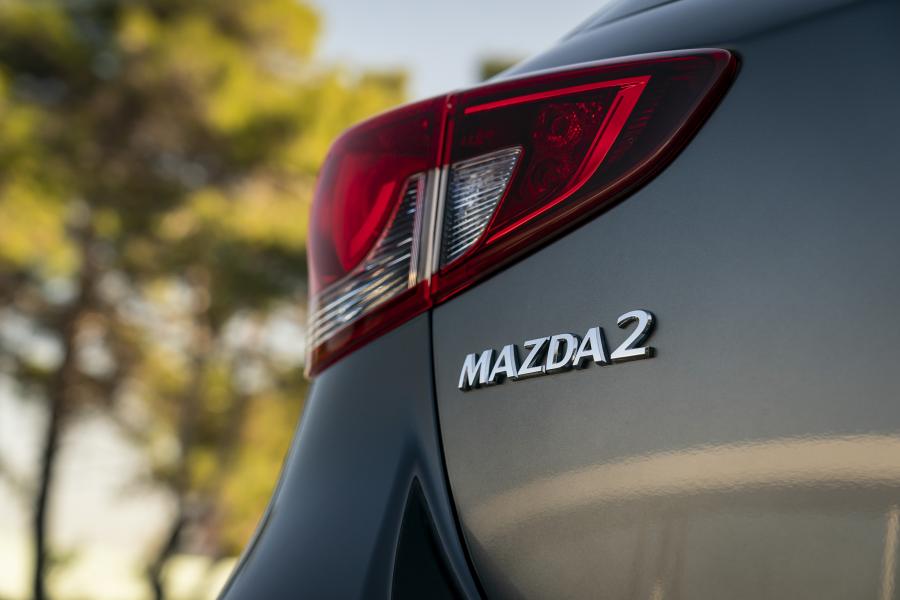 Детали экстерьера Mazda2 (DJ) 2020 года  (WW) (фото 64 из 103)